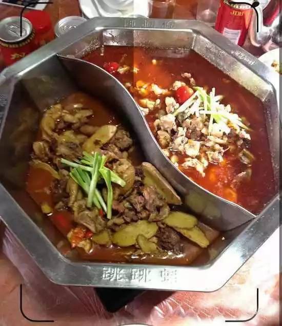 夜宵美食大盘点：探索最新流行的夜宵风味佳肴